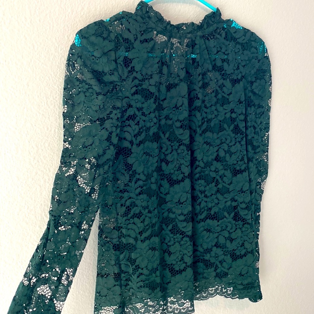 Emerald Green Lace Long Sleeved Elegant Shirt with matching Cami underneath